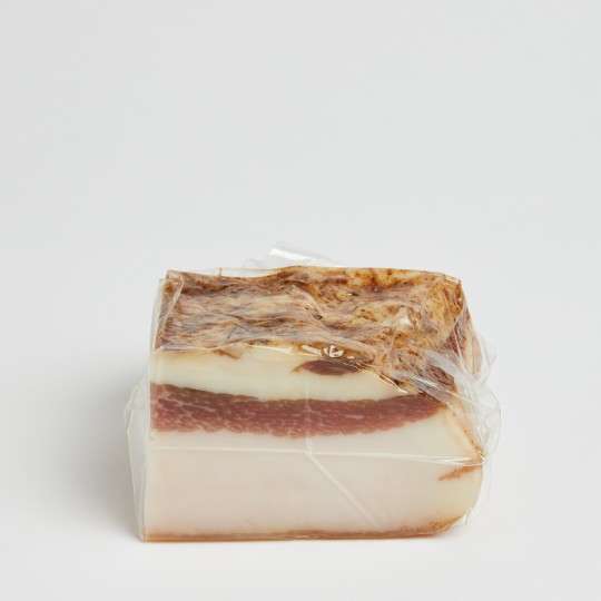 Lardo steso speziato